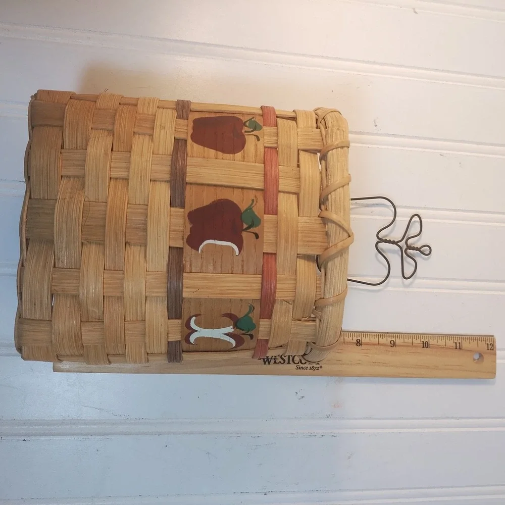 Vintage Swords Woven Wood Wire Apple Wall Pocket Basket Cottage Farmhouse Red